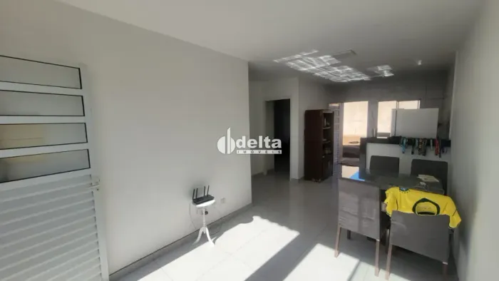 Casa com 2 quartos disponível para venda no bairro Loteamento Luizote de Freitas IV em Ube