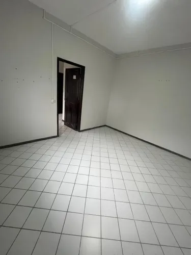Alugo salas comerciais