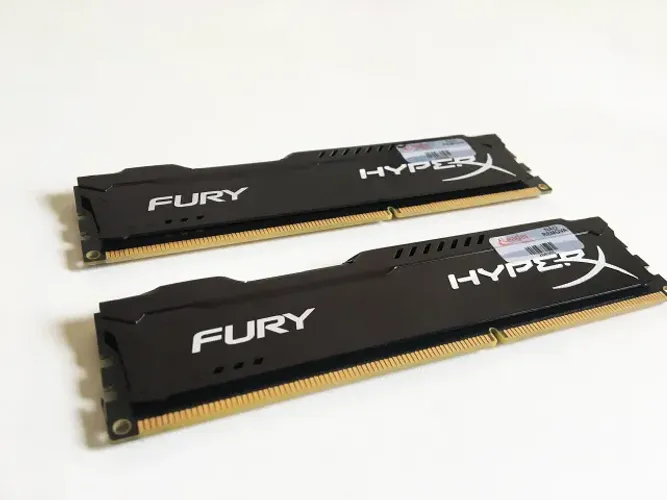 Memória RAM HyperX Fury, 4GB, 1866MHz, DDR3, CL10, Preto - HX318C10FB/4