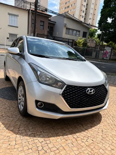 Hyundai HB20 Unique 1.0 Flex 12V Mec. 2019