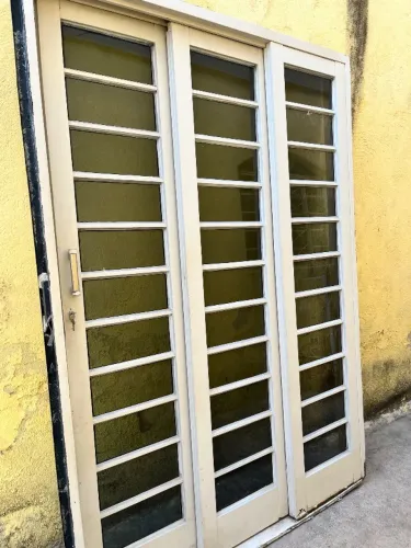 Porta de correr usada