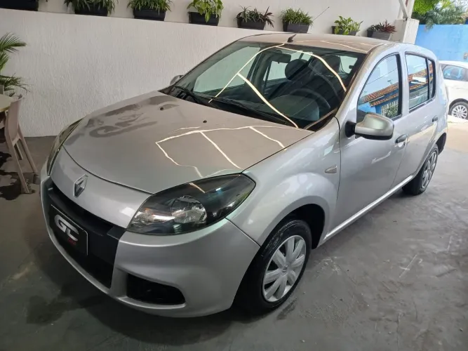 Renault Sandero Authentique Hi-flex 1.0 16V 5P 2014