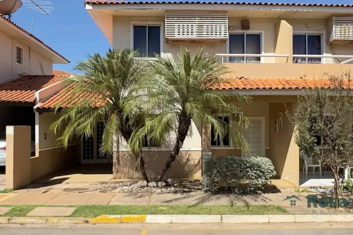 Sobrado com 3 Quartos sendo 2 Suítes, com armários Planejados no CONDOMÍNIO VILLA DI CAPRI