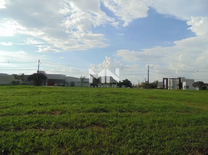 Terreno à venda no Condomínio Parque Ytu Xapada em Itu/SP.