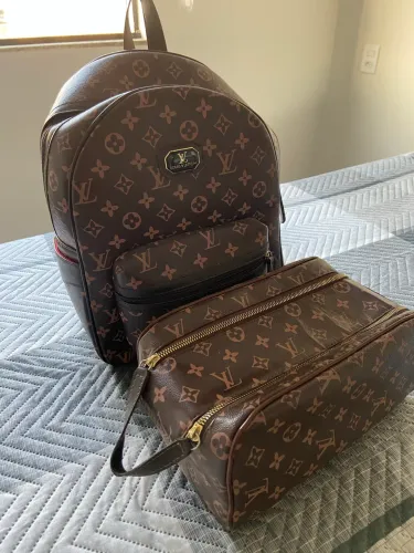 Mochila e Necessaire