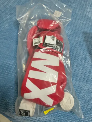 Luvas de Boxe Maximum + Bandagens e Saco de Pancada