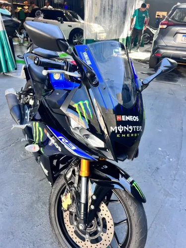 Yamaha R3 Monster 23 quase zerokm