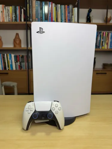 PS5 825GB com Leitor de Disco