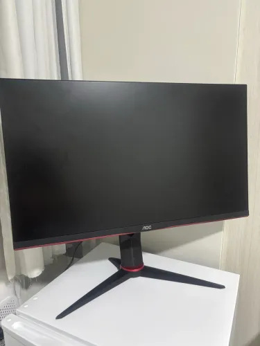Monitor Aoc hero 27p 144hz com defeito 