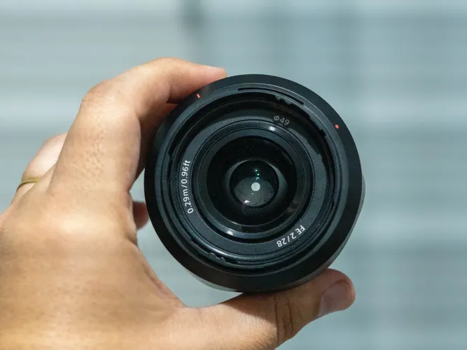Sony FE 28mm f/2 (Original Sony)