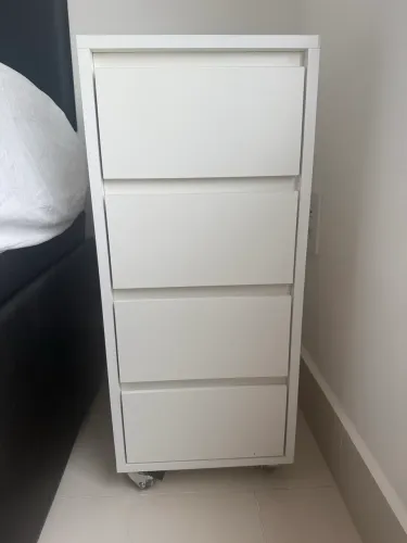 Gaveteiro Organizador em MDF com 4 Gavetas e Rodízios - Branco