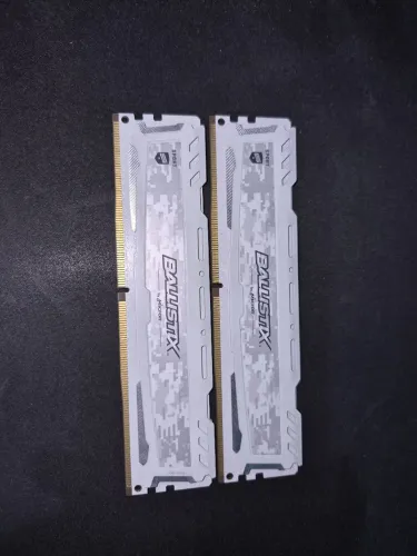 MEMORIA RAM 2X4 DDR4 2400MHZ