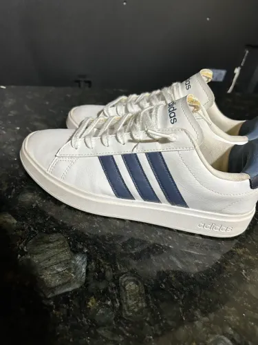 Sapato adidas