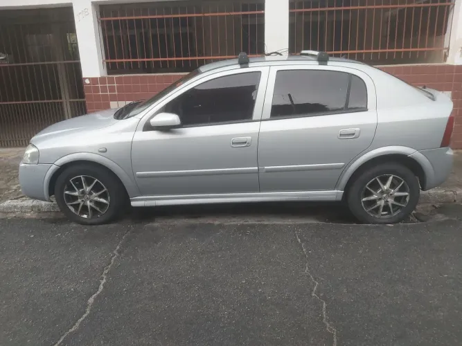 Chevrolet Astra 2.0 8V/ CD 2.0 8V Hatchback 5P MEC 2003