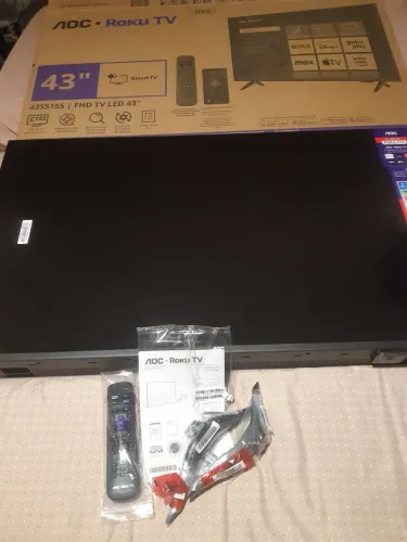 Vendo TV 43 AOC nova na caixa ,nunca usado.