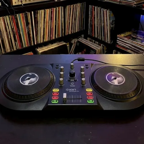 Equipamento DJ Controladora ION DISCOVER DJ 