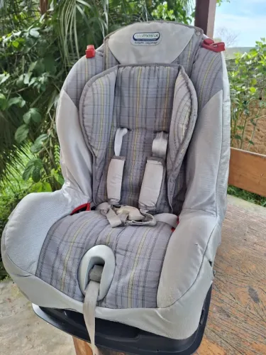 Cadeirinha Burigotto NeoMatrix I-II (9-25kg)