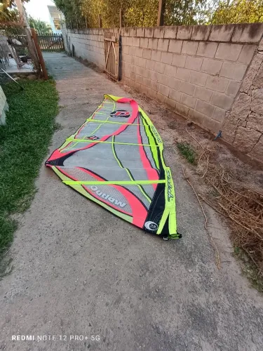 Vela de windsurf wave