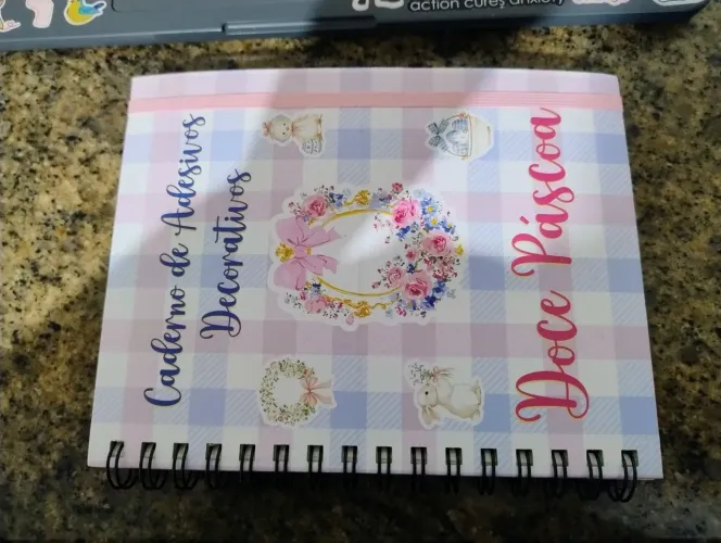 Kit com itens de organização e papelaria (Desapego)
