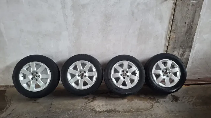 Rodas 15 5x100 com pneus