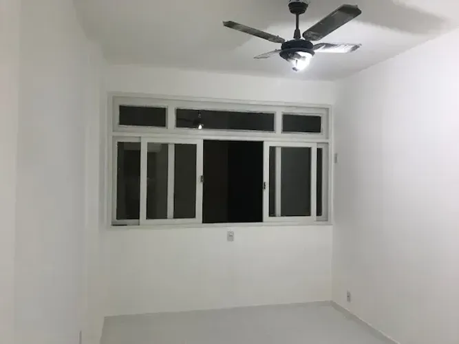 Imóvel para aluguel com 60 m2 com Sala 2 quartos em Copacabana - Rio de Janeiro - RJ
