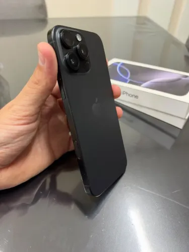 iPhone 16 pro Max 256 gb
