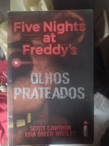 Livro: five nights até Freddy's - olhos prateados