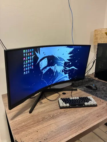 Monitor Gamer Curvo Samsung Odyssey 34" G5 165 Hz 1ms Ultrawide Preto