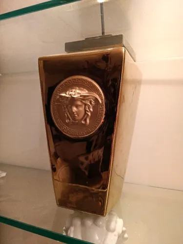 . Vaso Versace Dourado