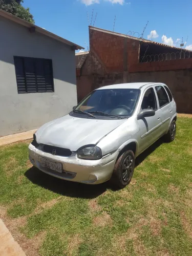 Chevrolet Corsa Hatchback 1.0 MPFI 8V 71cv 5P 2002