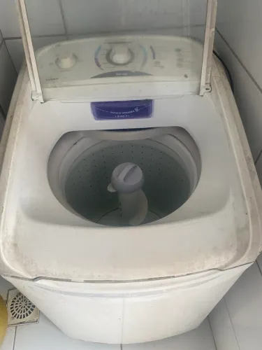 Máquina de lavar eletrolux