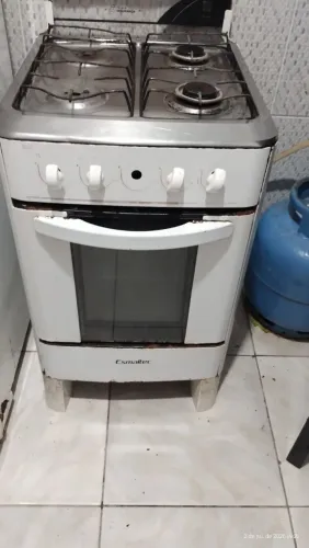 Vendo fogão quatro bocas quebra galho