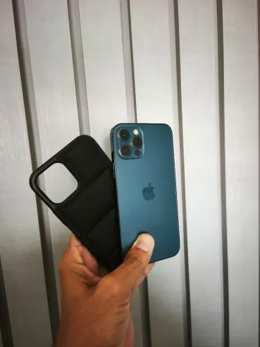 iPhone 12 Pro 128GB - Ótimo Estado