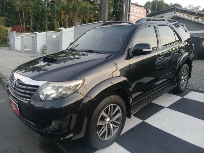 Toyota Hilux CD SRV D4-d 4X4 3.0 TDI Diesel AUT 2015
