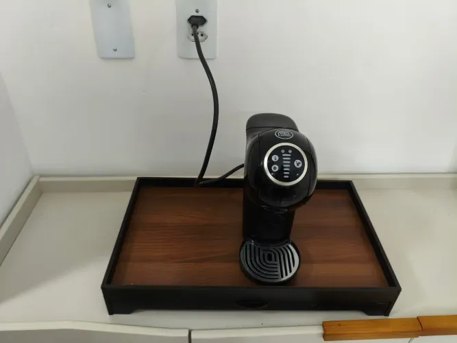 VENDO Cafeteira Elétrica Dolce Gusto Genio Plus Arno - Pouco Usada