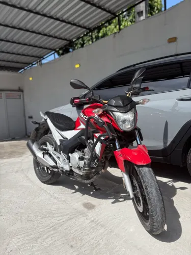 Vende-se cb twister