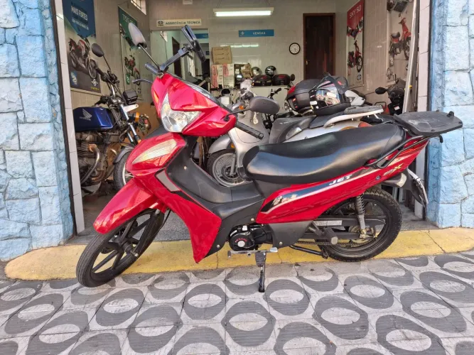 SHINERAY JET 50 BEM CONSERVADA  AUTORIZADA SHINERAY ZONA NORTE