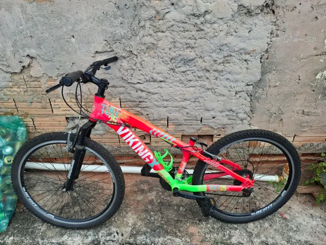 Bicicleta Viking X aro 26 muito nova<br><br>nova