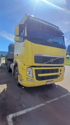 VOLVO FH 460 teto alto, 6x2 ano 2013