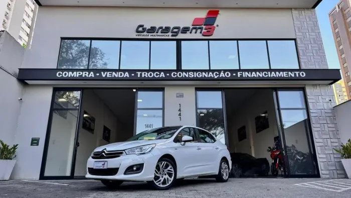 Citroen C4 Lounge Exclusive 1.6 Turbo 4P Aut. 2014