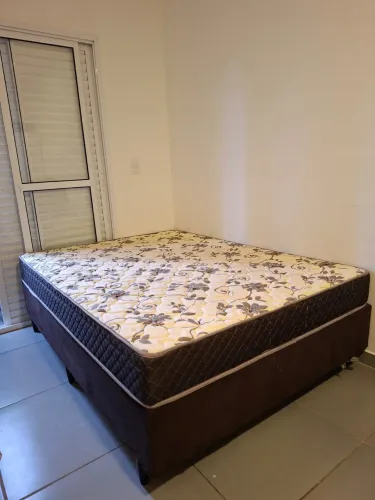 Cama box casal