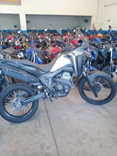 Honda Sahara 2025 300CC Vitória motors 