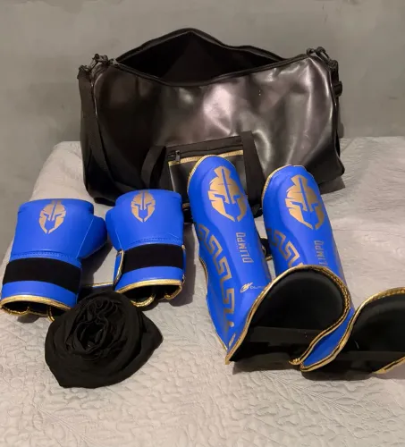 Kit Muay Thai Olimpo Azul e Dourado 12 oz - Seminovo