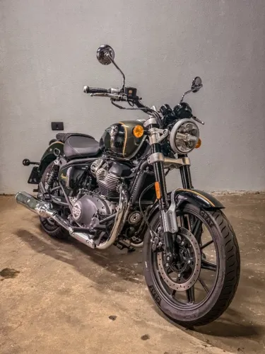Royal Enfield Super Meteor Interstellar 650cc ABS 2025