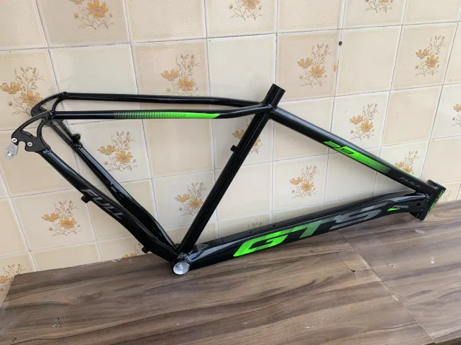 QUADRO ALUMÍNIO BIKE GTS FEEL FULL ARO 29, TAMANHO 19 (NOVO NUNCA USADO)