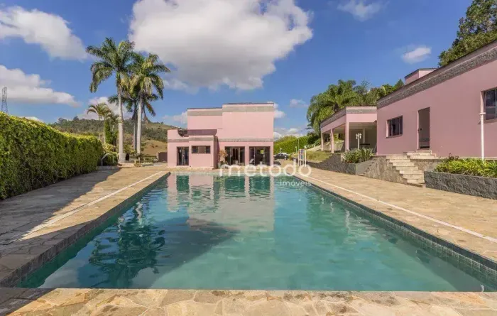 Casa com 9 quartos para alugar, 600 m² por R$ 19.500/mês - Bairro: Paião - Guararema/SP