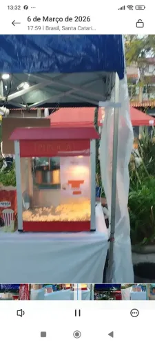 Barraca pronta para trabalhar com pipoca 
