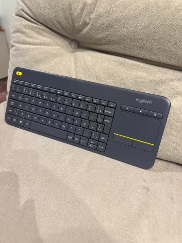 Teclado Logitech K400+