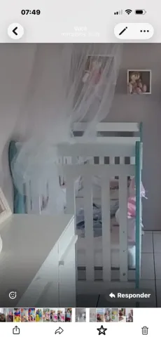 Berço com colchão 