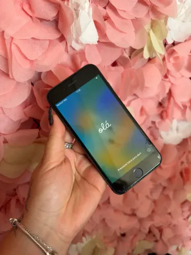 iPhone 8